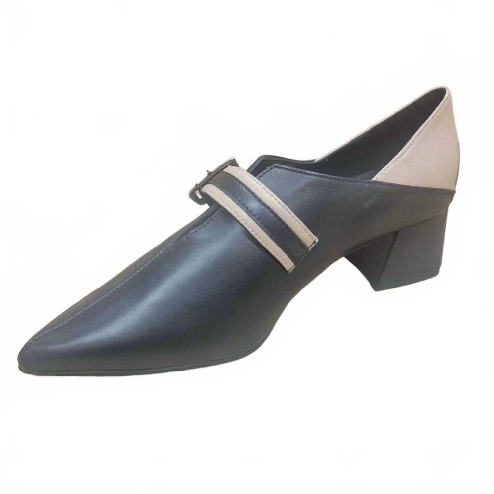 NEW EZZIO women's pointy toe pump in black/cream